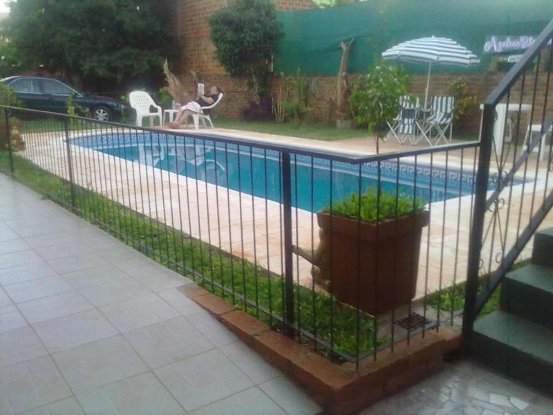 Residencial Azaleas Place Puerto Iguazú Dış mekan fotoğraf